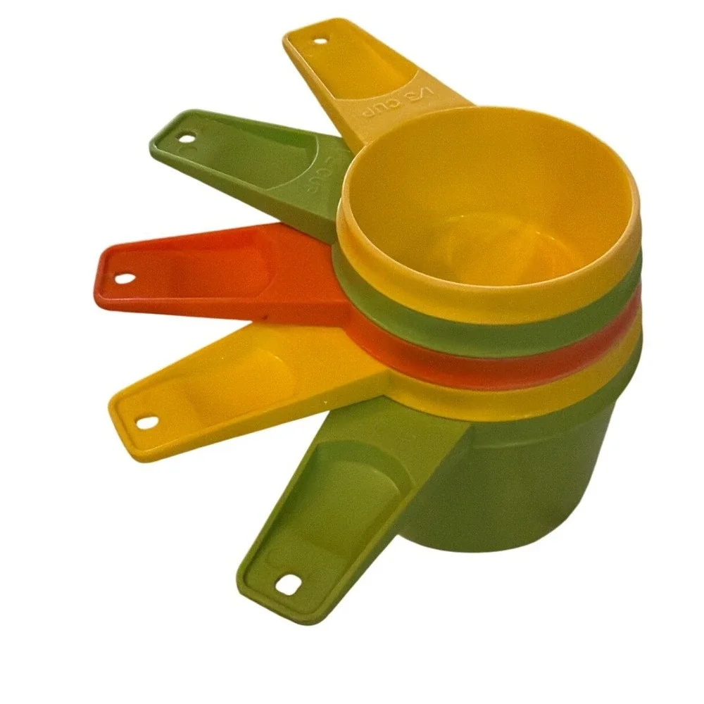 Vintage Tupperware Measuring Cups Set 5 Harvest Colors Green Yellow Orange USA